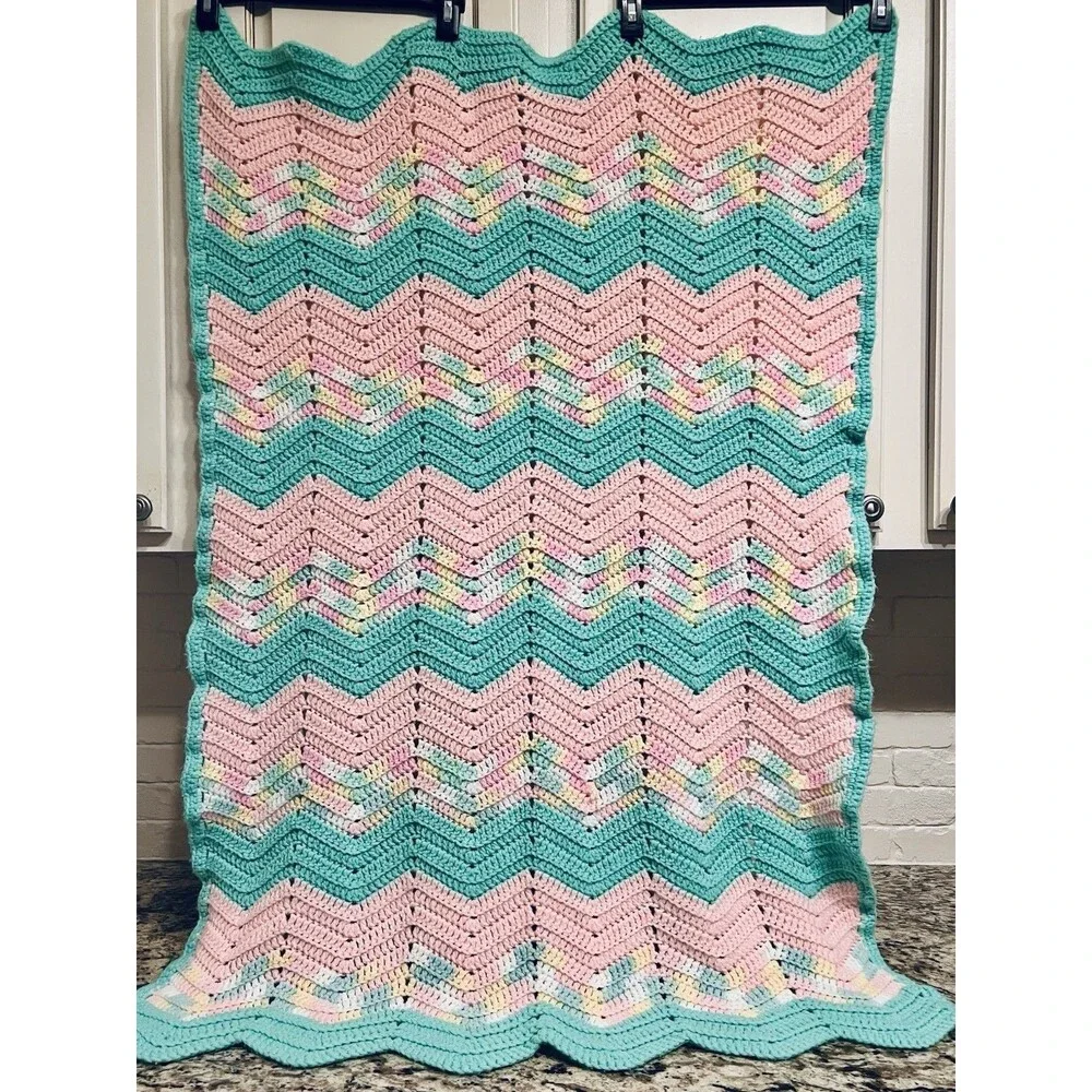 Handmade Crochet Baby Blanket Pink Mint Green Chevron Afghan Throw 47x34 EUC